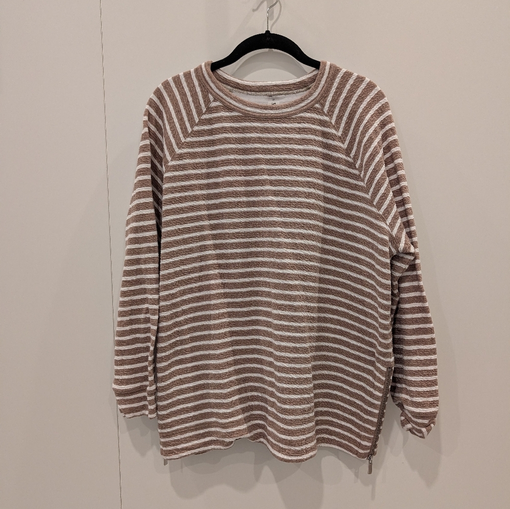 Like New! Lou & Gray Striped Tunic Sweater